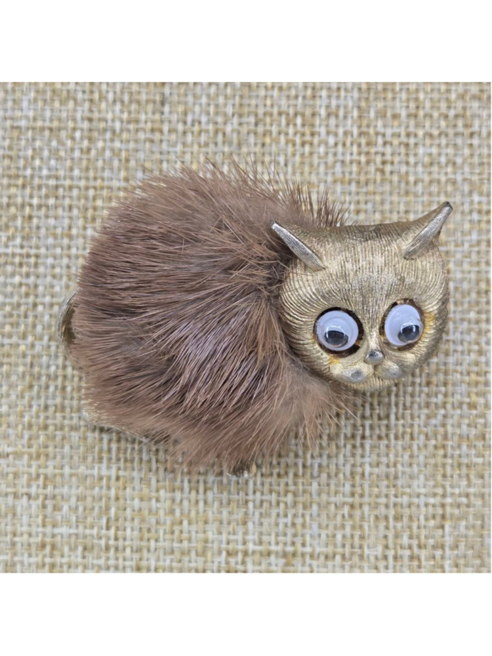Vintage JJ Brooch Rare Kitty Cat Goldtone & Brown Mink Fur Googly Eyes Pin